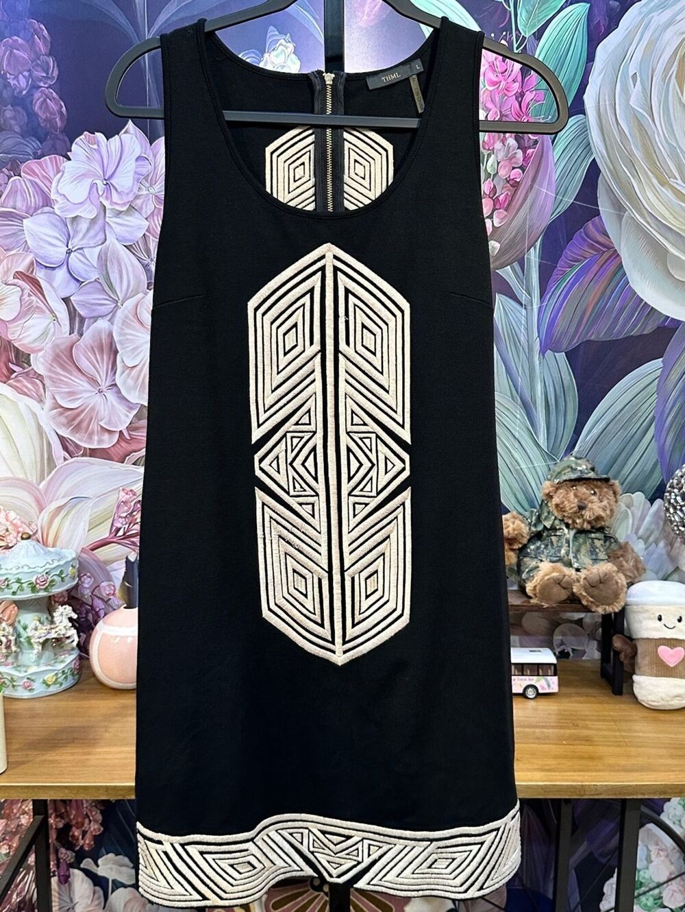 THML L Boho Embroidered Stretch Shift Dress Geometric Elegant Statement Black